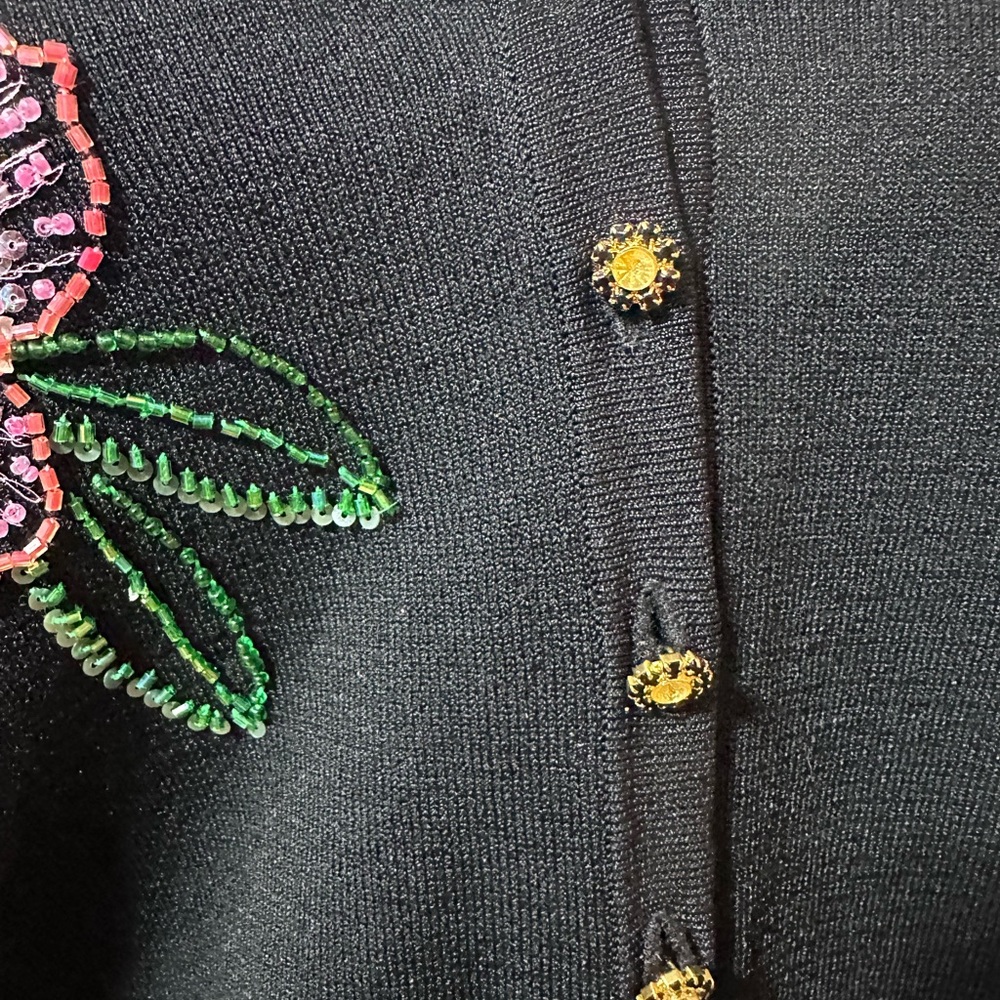 Floral beaded V back and V front cardigan. - Picture 3 of 5